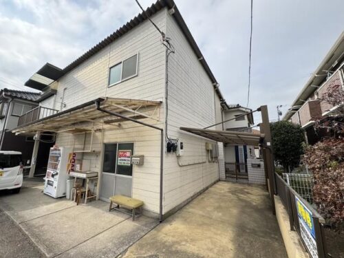 三ツ木一丁目事務所付倉庫＋一戸建貸家 貸倉庫・貸工場｜ファクトリンク