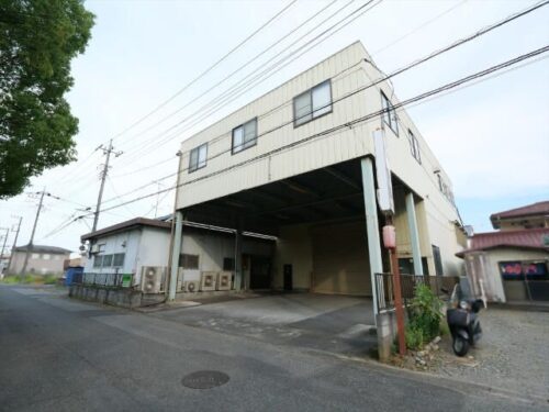 新宿町１９－８倉庫付き事務所(シンジュクチョウジュウキュウノハチソウコツキジムショ) 貸倉庫・貸工場｜ファクトリンク